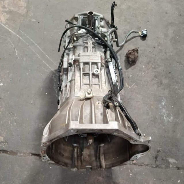 Gesebox manual toyota hilux revo 4x4 2GD-FTV 2400 cc tanpa tc original copotan garansi