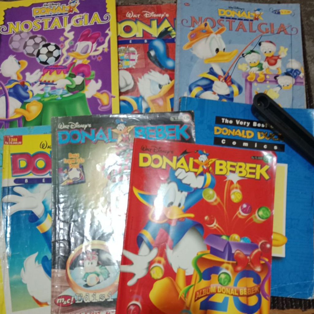 komik donal bebek old. lebar dan tebal