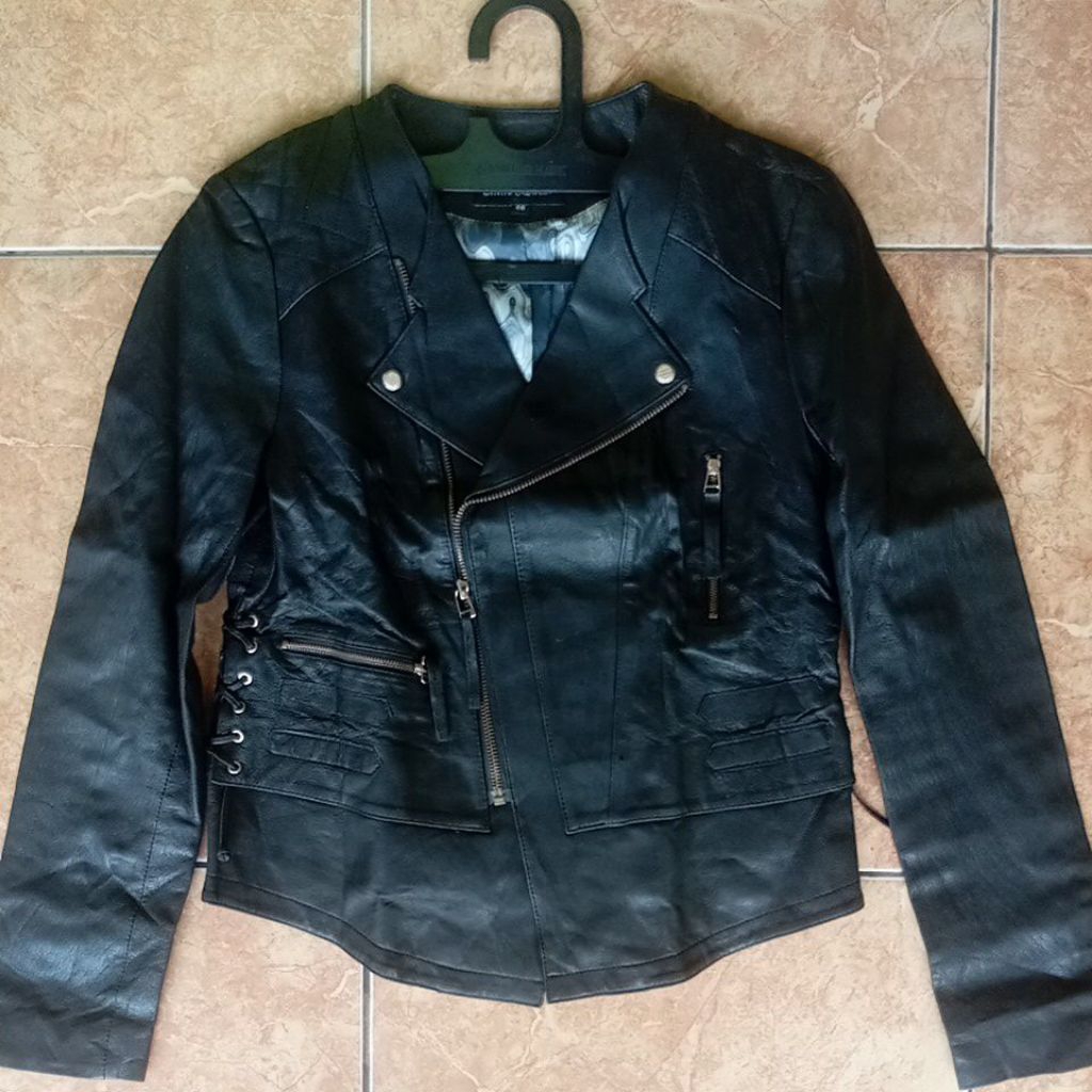 jaket kulit ramones wanita