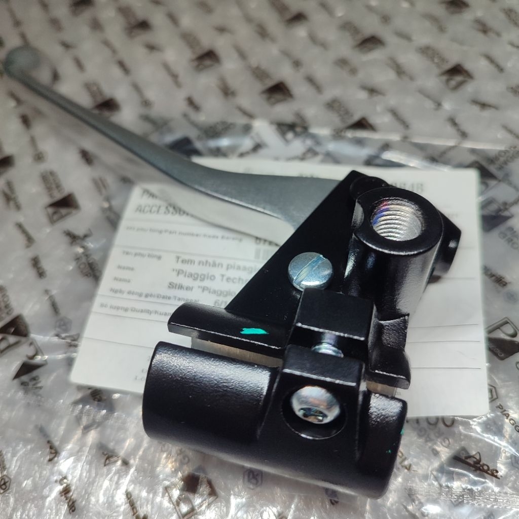 Dudukan Spion Vespa Sprint Primavera 2024-2025 / Handle Rem Vespa Matic Sprint Primavera