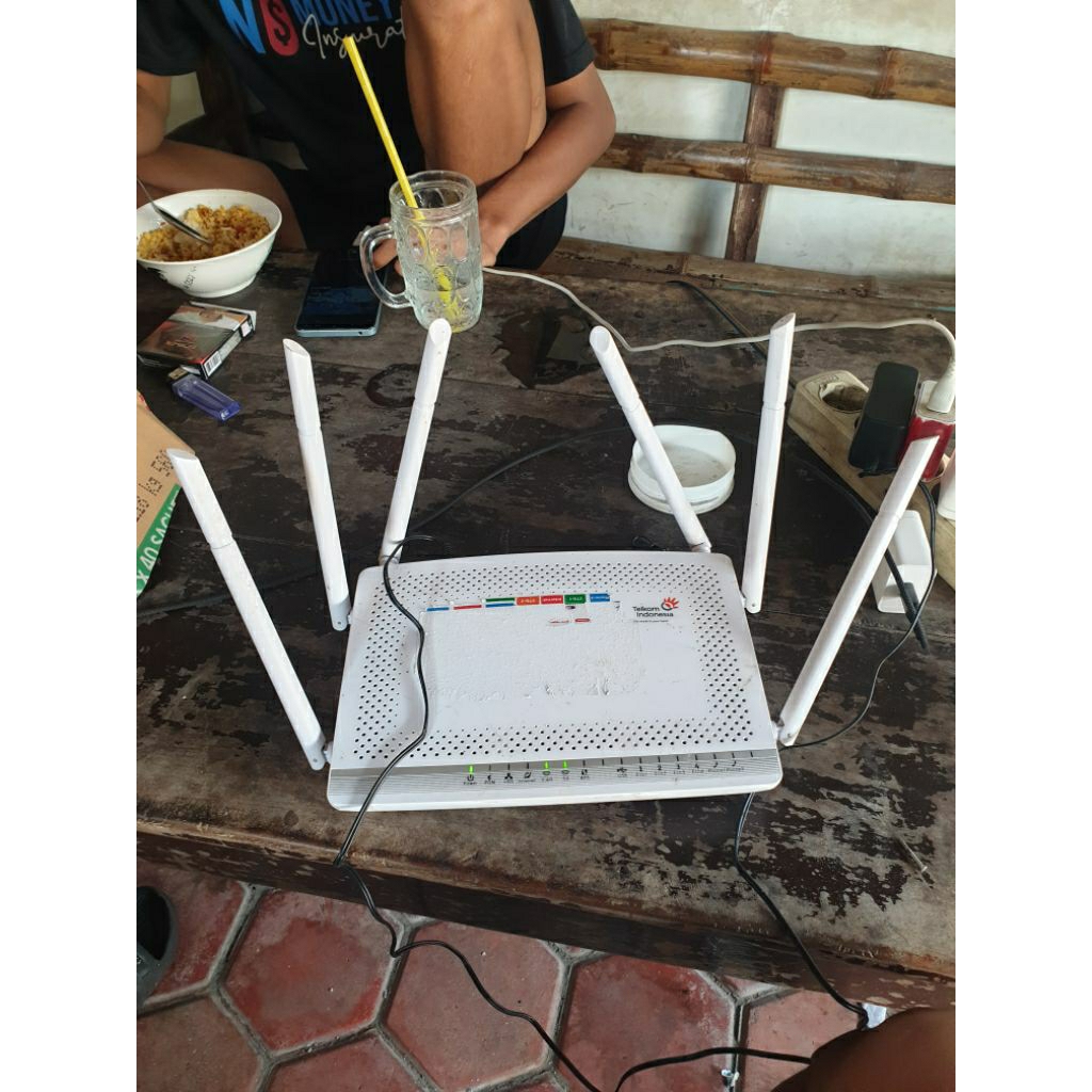 router fiberhome hg6245n + adaptor ori