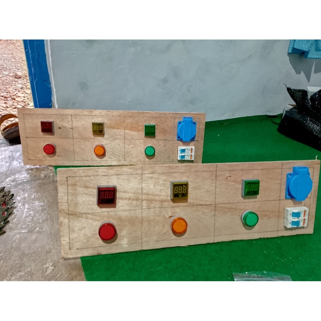 menerima pembuatan panel sound sistem dan paket miniatur