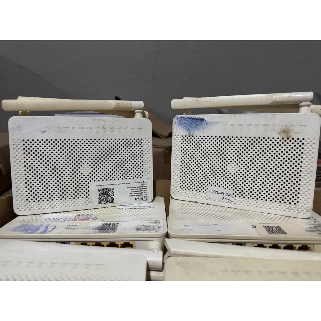 Huawei HG8245H5 Xpon Port hijau