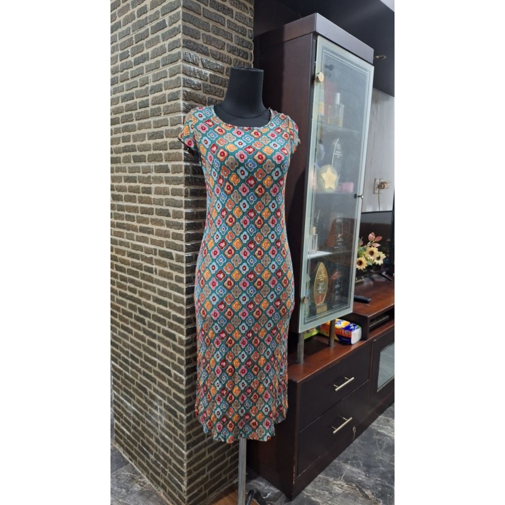 Drees sifon plisket/ Dress plisket mitf oliv