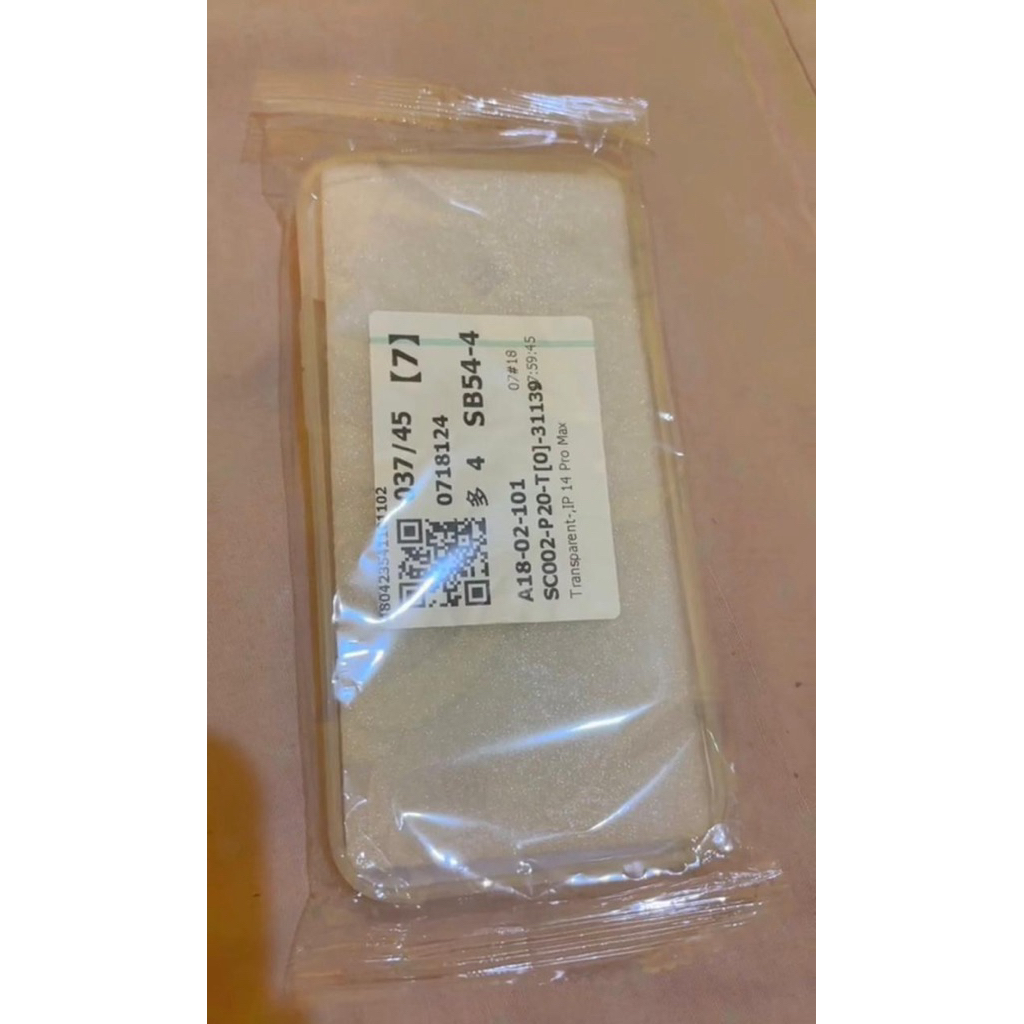 case 14 pro max dan 15 pro