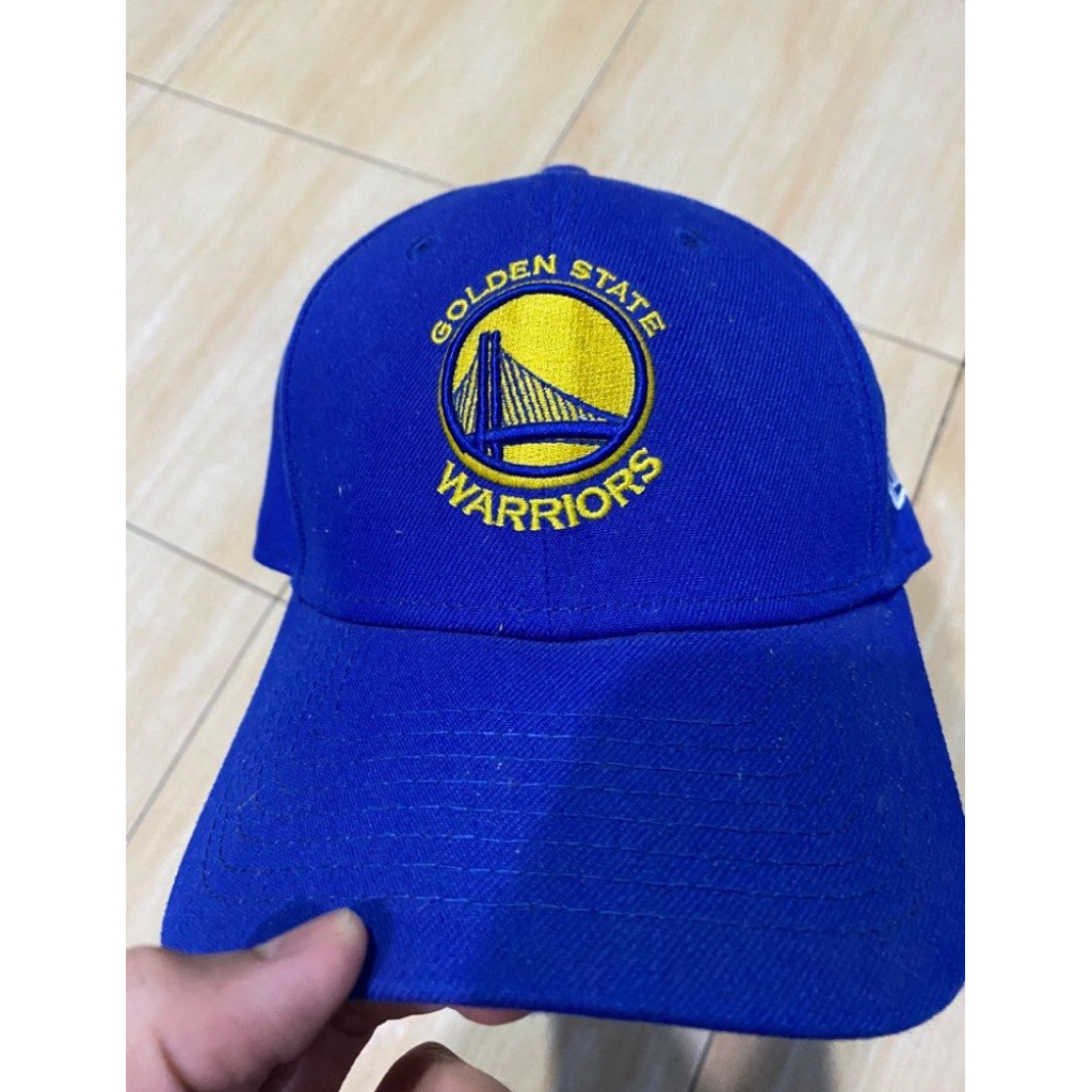 topi new era gsw