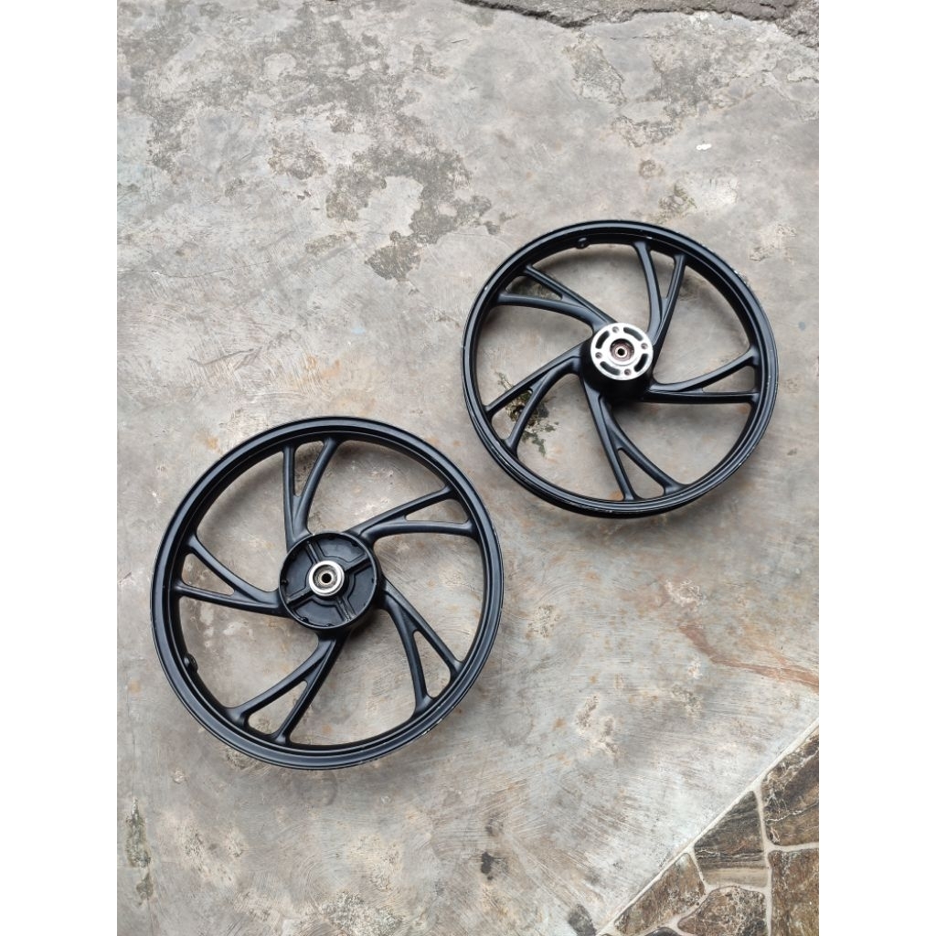 Velg Suzuki Shogun Axelo Double Disc Original Copotan Mulus