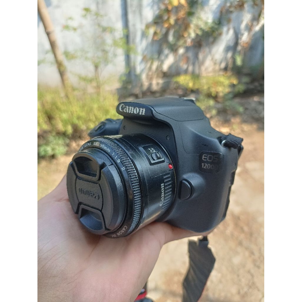 Canon 1200D Lensa Fix Canon 50 mm