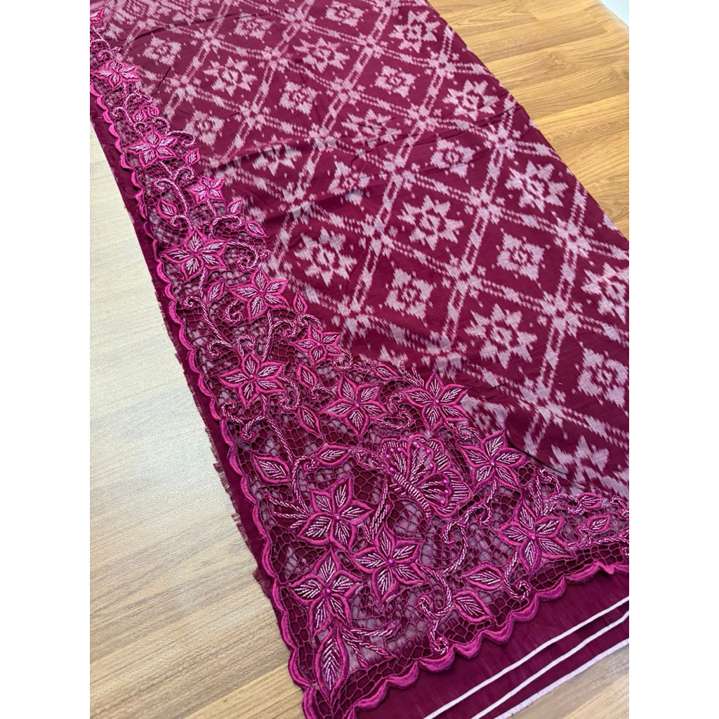 Kamen Endek Kerawang Payet