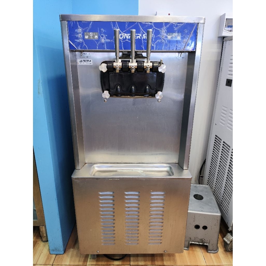 Mesin Es Krim Mixue, CoolerCity, Momoyo, WeDrink, Bingxue