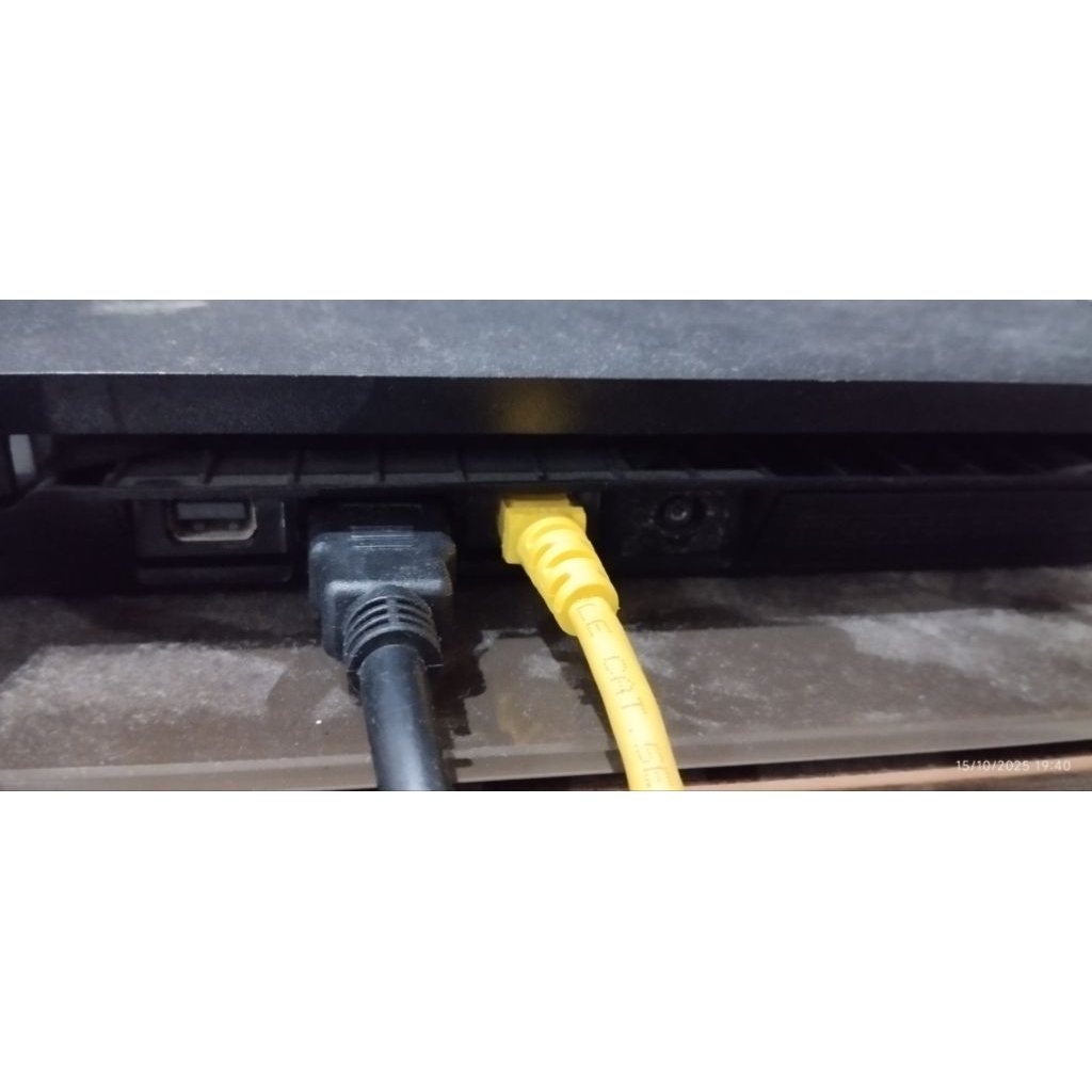 ps4 slim 1 tb second 1 stik  cuh 2106