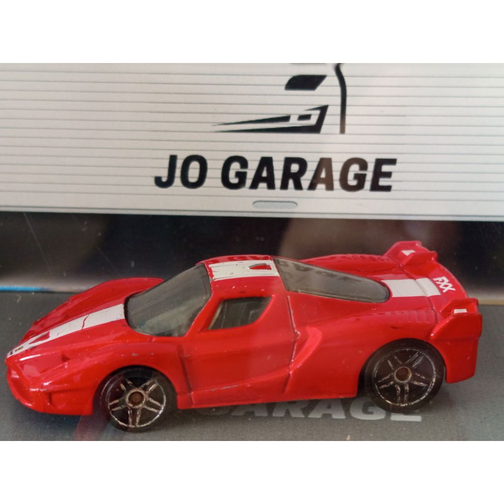 Hotwheels Ferrari FXX Red Hot