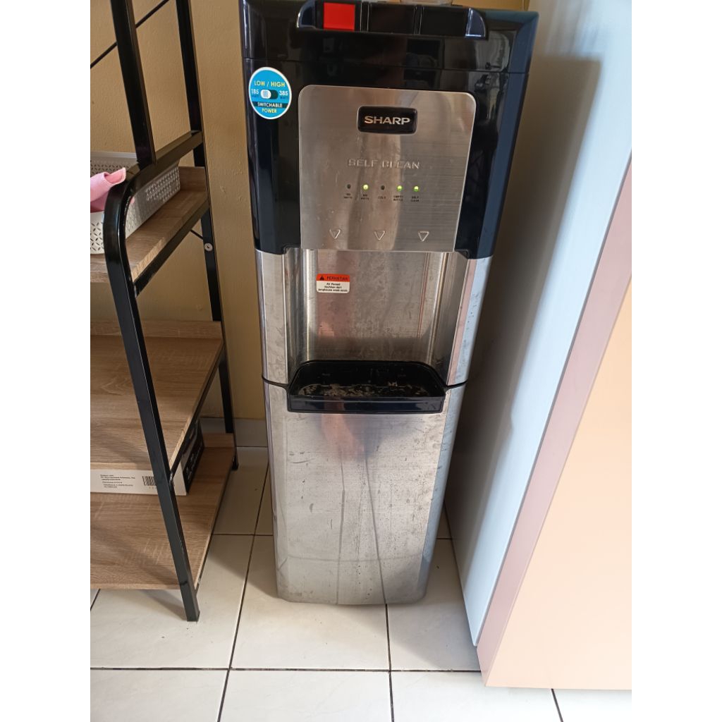 Sharp Dispenser Hot n Cool Galon Bawah preloved second