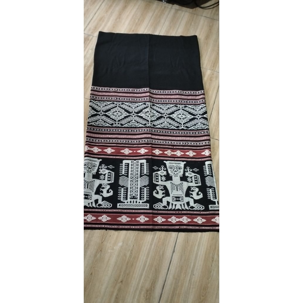 Tenun NTT Sumba Timur Tenun pahikung