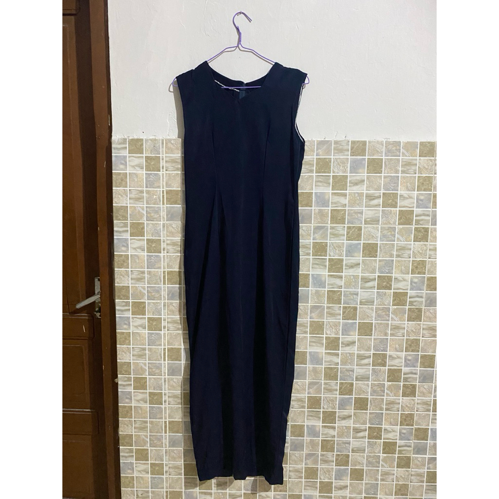 DRESS WANITA TANPA LENGAN POLOS PANJANG SLIM CANTIK