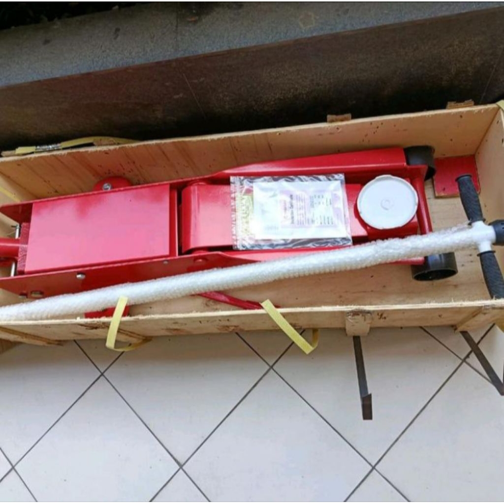 dongkrak buaya 3 5 10 ton NAGASAKI ( TW )