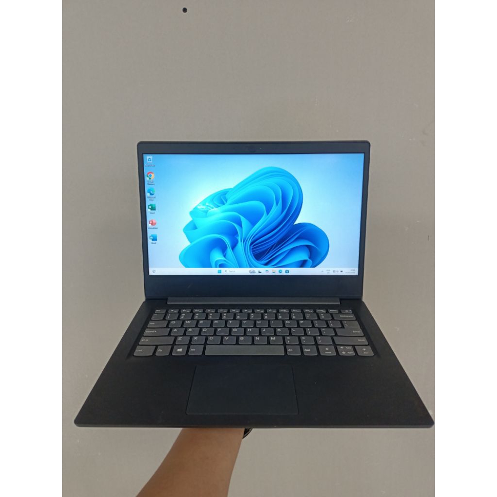 Laptop Lenovo Amd Athlon Gold Ram 8 GB Ssd 256 GB Hdd 500 GB Double Vga 2 GB