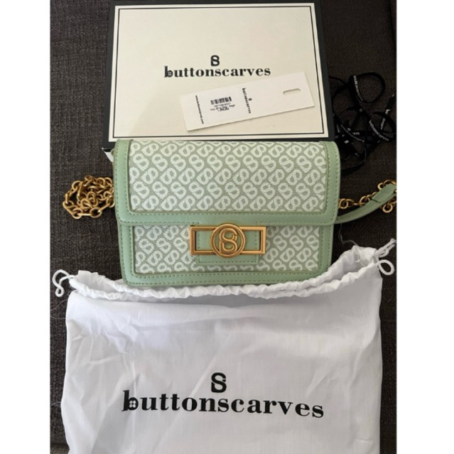 buttonscarves izzy sling bag