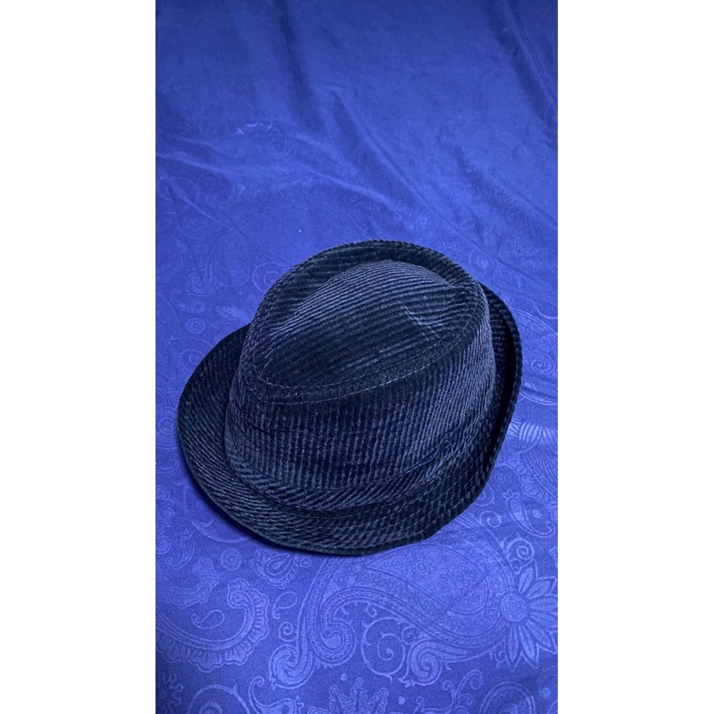 Preloved Topi Fedora
