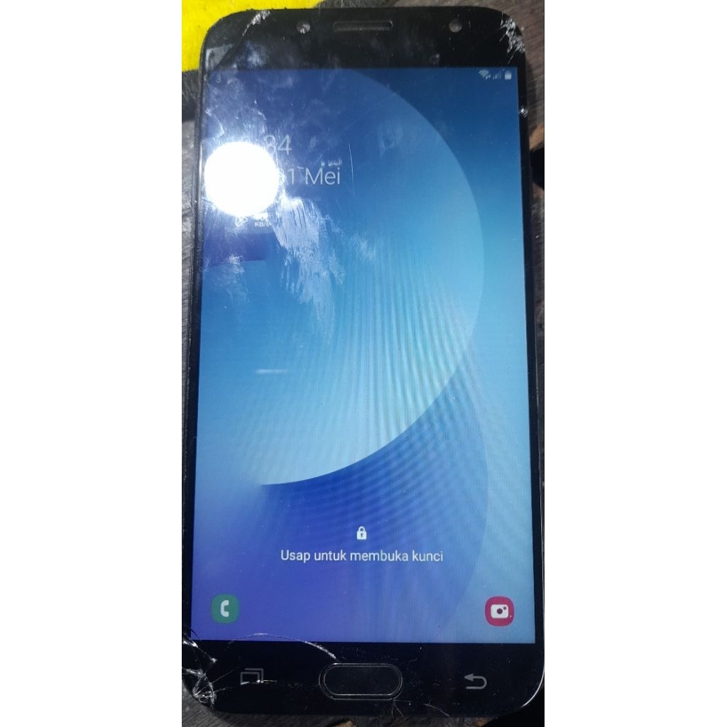 Samsung J7 pro minus LCD ram 3/32