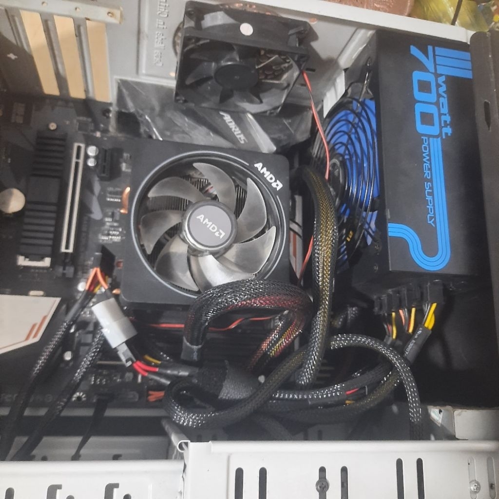 Paket Mobo pc B450 AORUS PRO WIFI Processor AMD Ryzen 7 2700X power supply Dazumba 700 watt