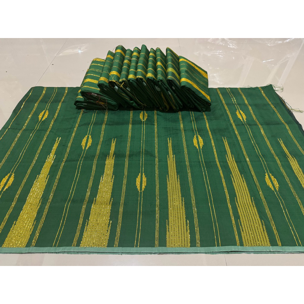 SARUNG SUTRA KHAS BUGIS SENGKANG