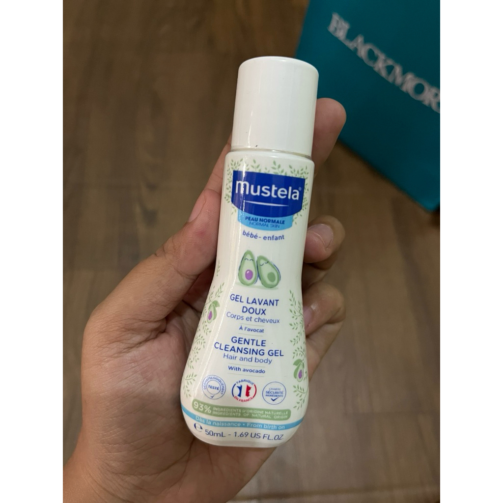 mustela