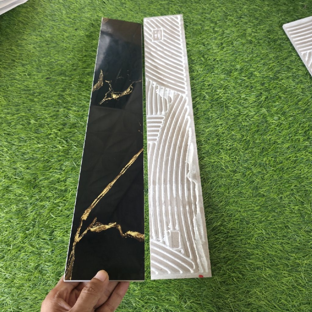 Lis Plint Granit 10x50 / 10x60 Ilonis Gold Glazed Polished