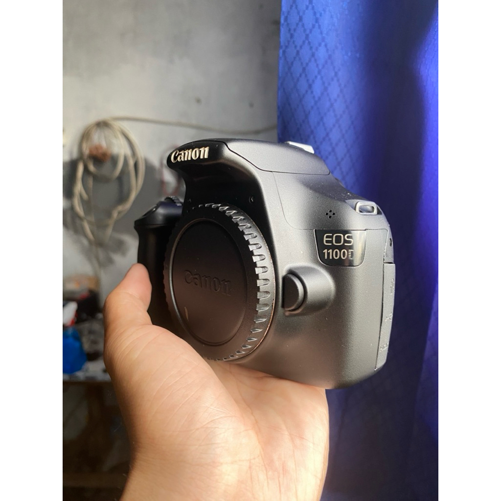 KAMERA CANON EOS 1100D BODY ONLY (MULUS)