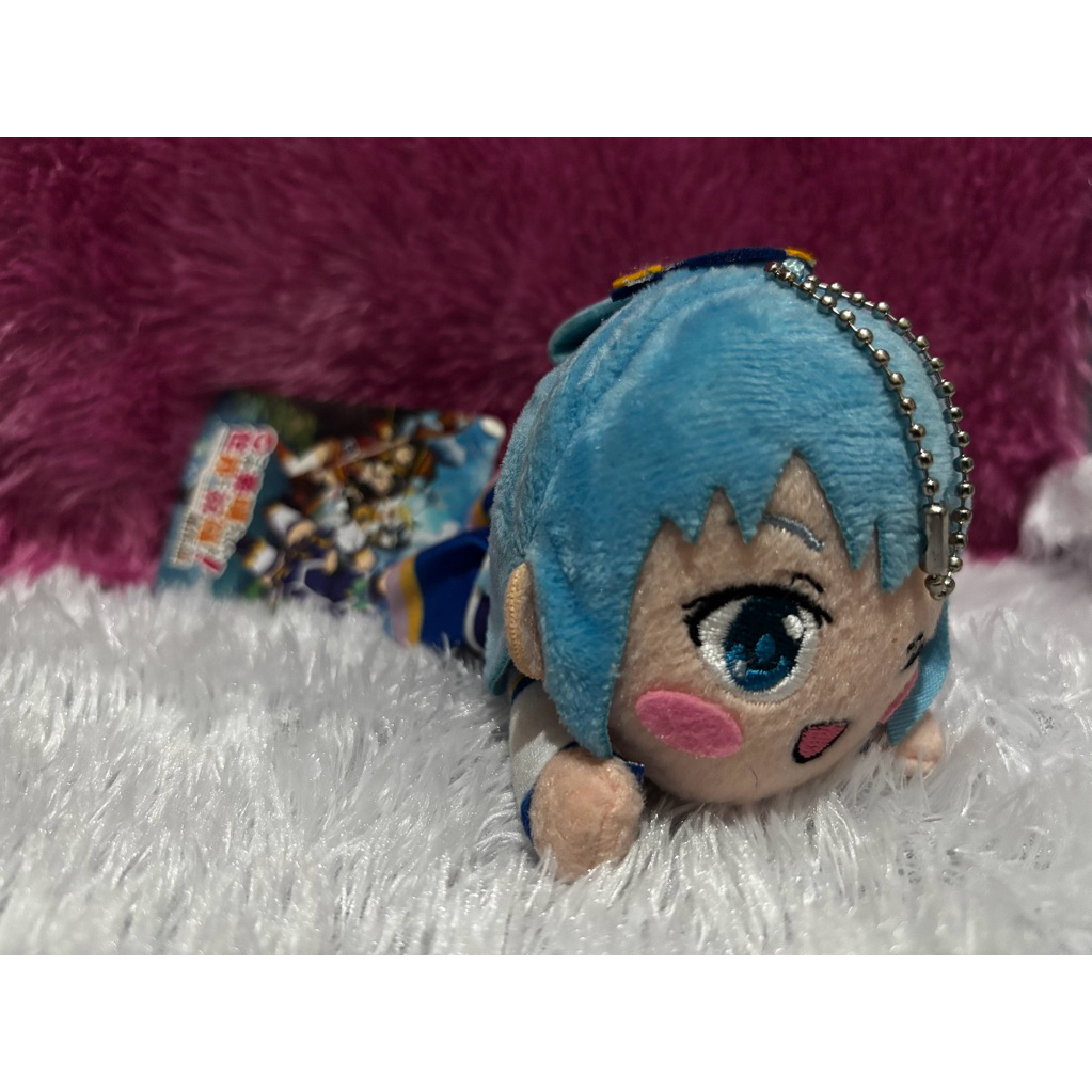 Boneka anime konosuba aqua