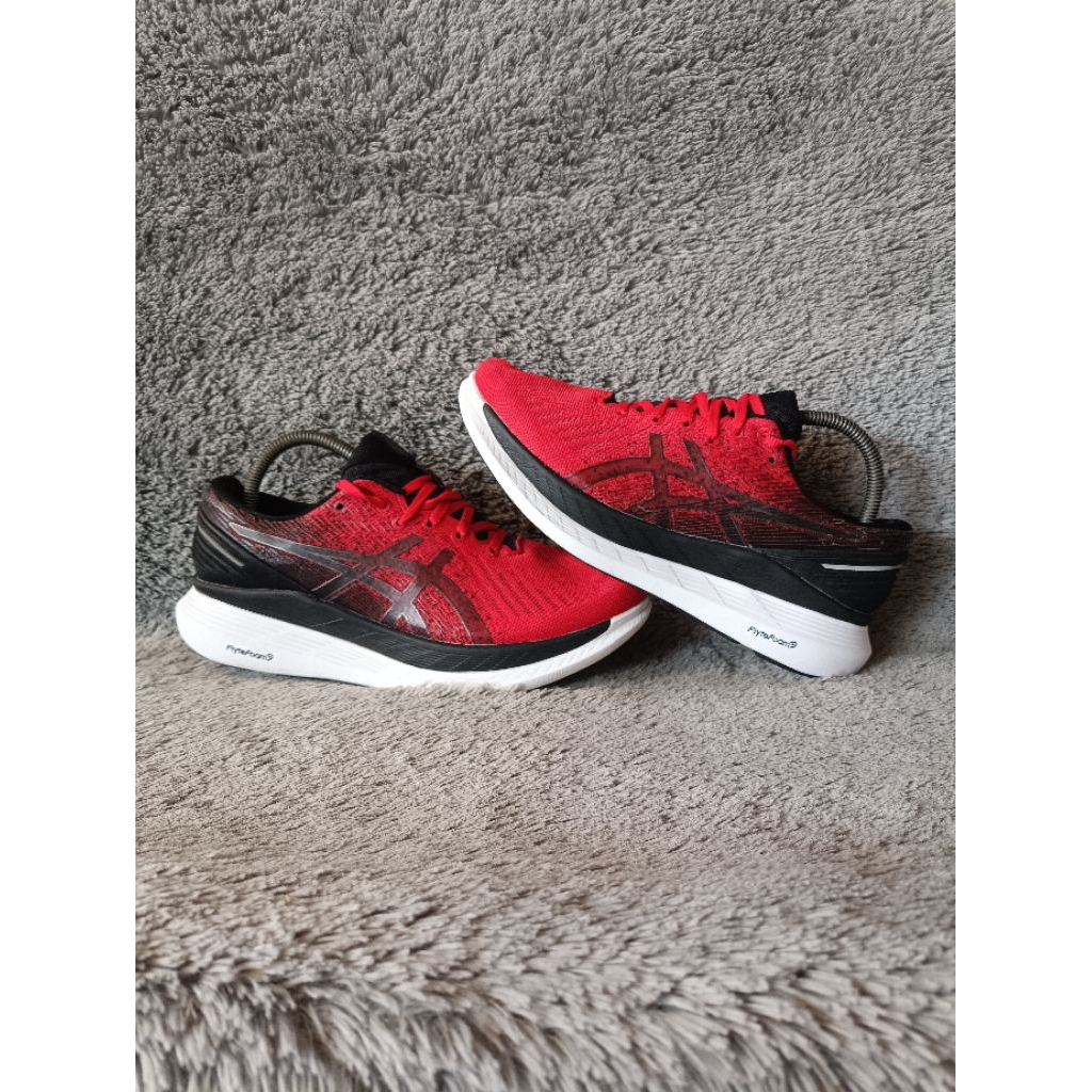 SEPATU RUNNING ASICS GLIDERIDE 2 SIZE 41 ORIGINAL SECOND RINGAN MEWAH LARI