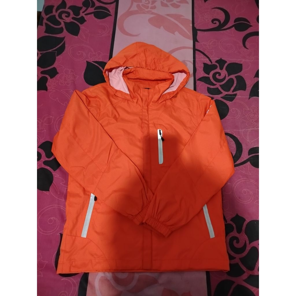 JAKET OUTDOOR LANDAS