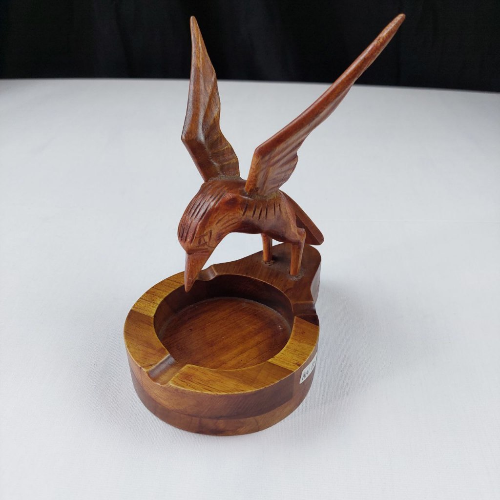 Asbak Kayu Jati Tua  Antik Motif Burung Elang