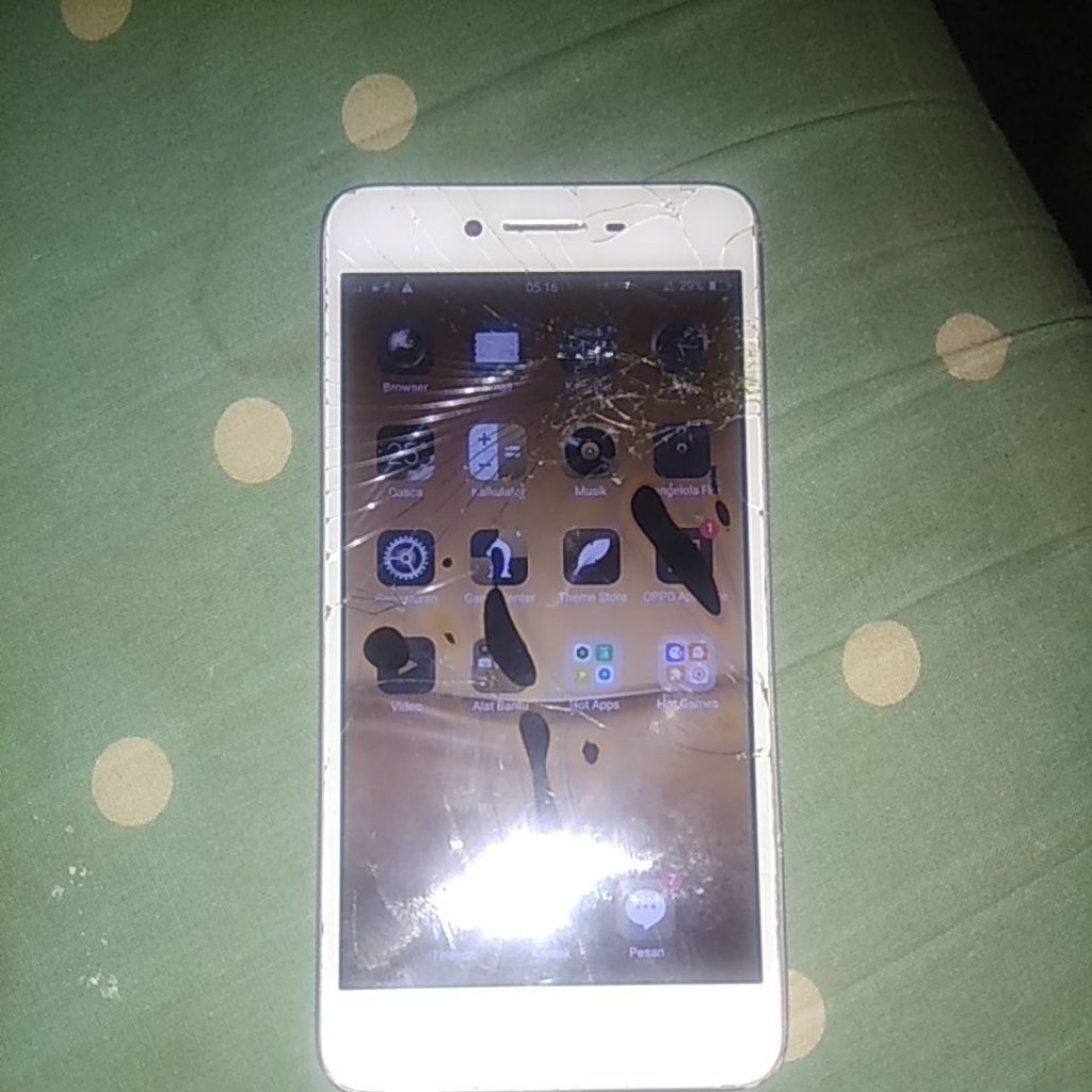 oppo a37f (ram 2/16)