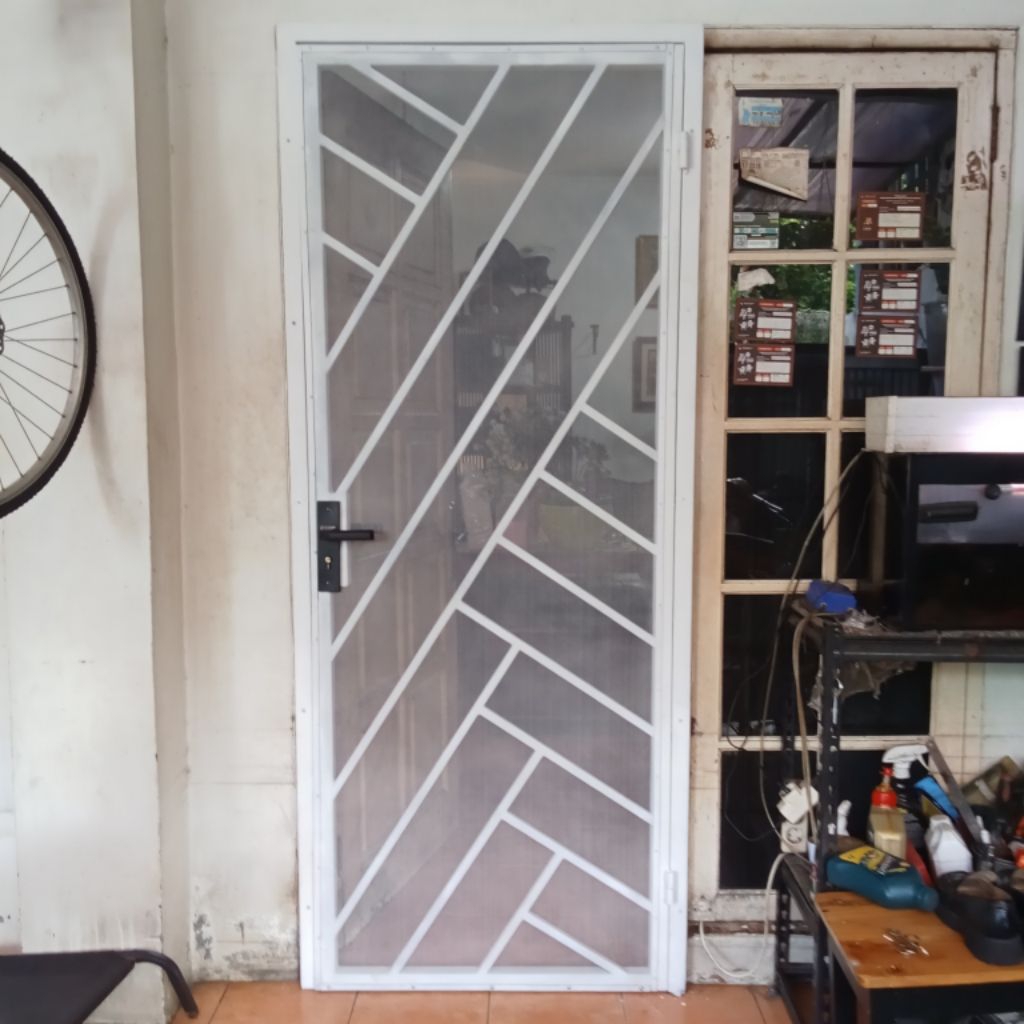 Pintu Teralis Kawat Nyamuk A11a