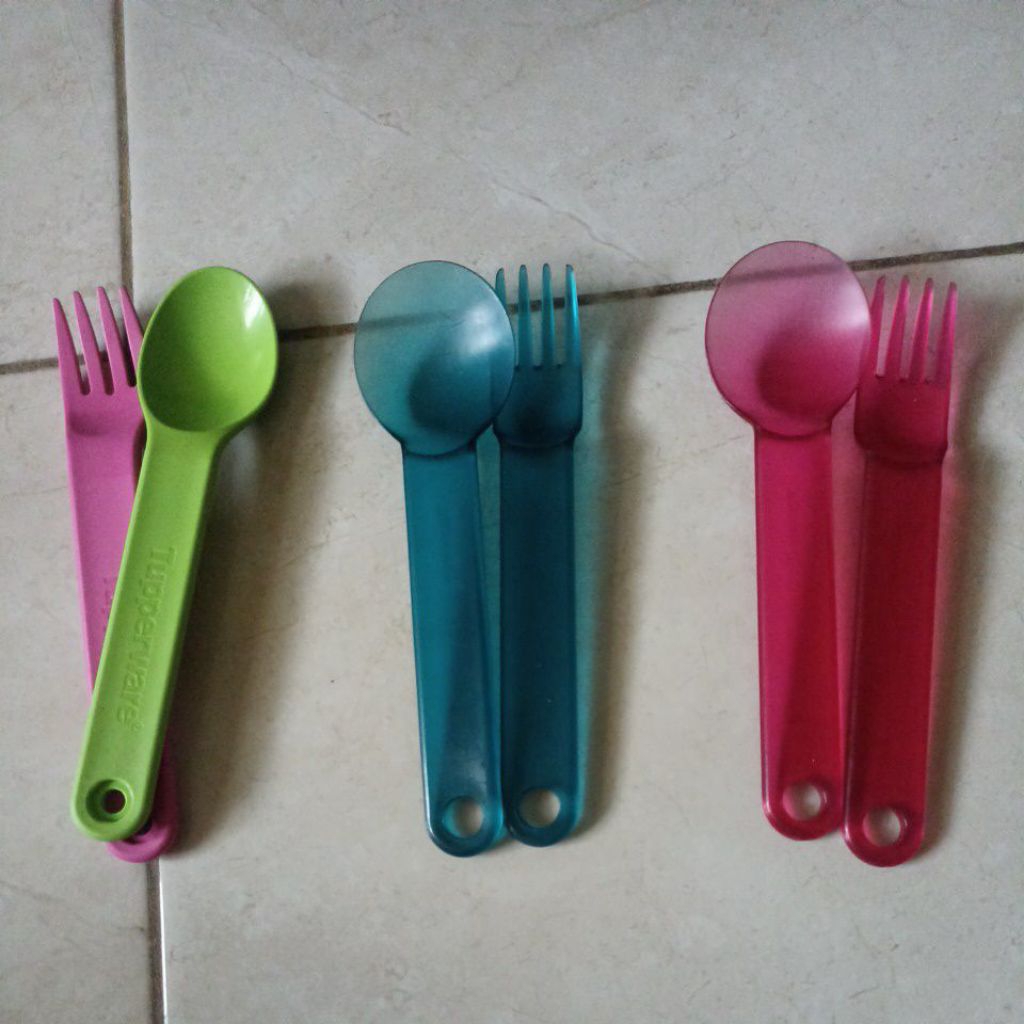 sendok garpu set tupperware