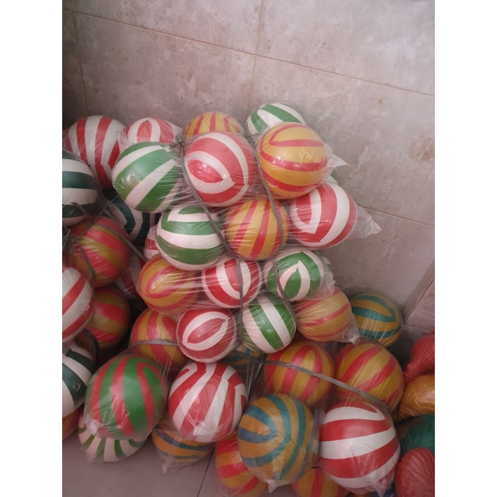 Bola plastik besar diameter 20cm/kecil diameter 15cm per bks isi 6pcs(khusus instant)