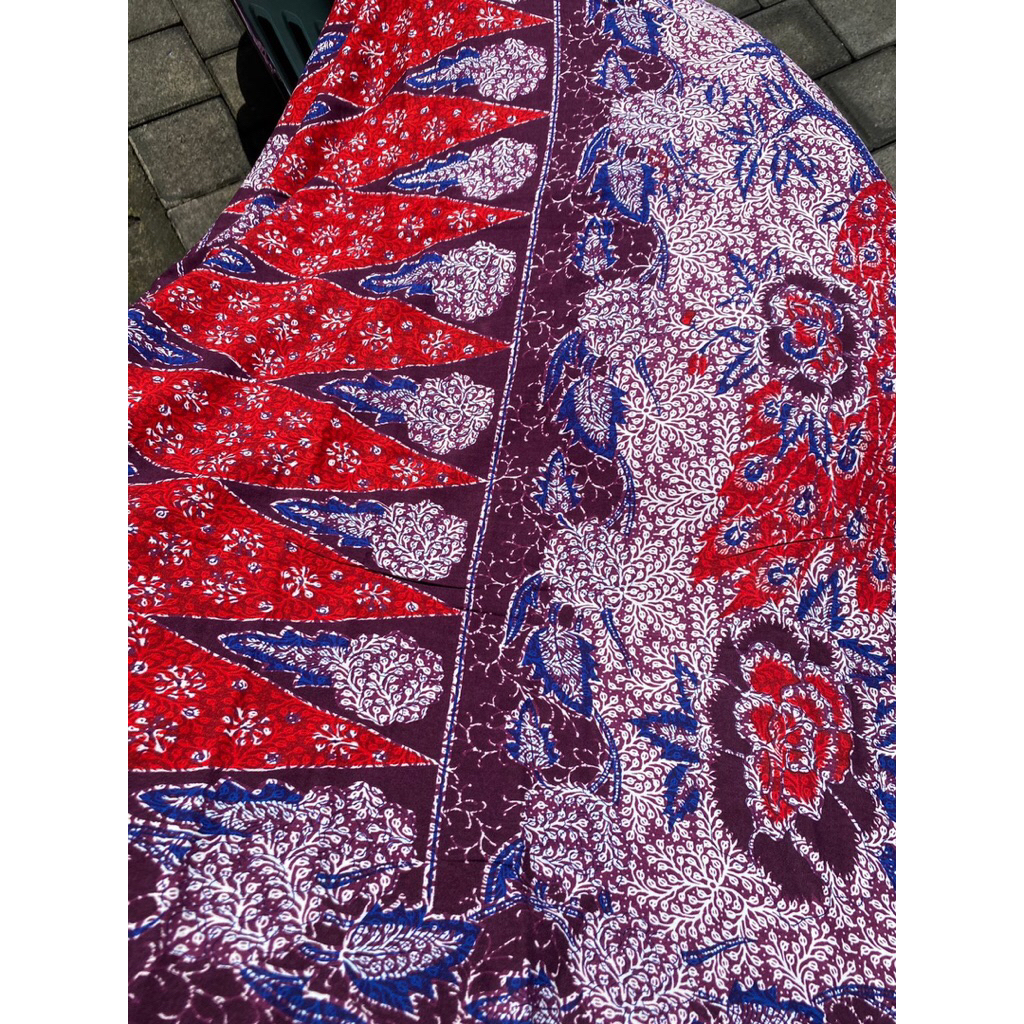 Kamben Batik Sutra Paris Ungu Merak