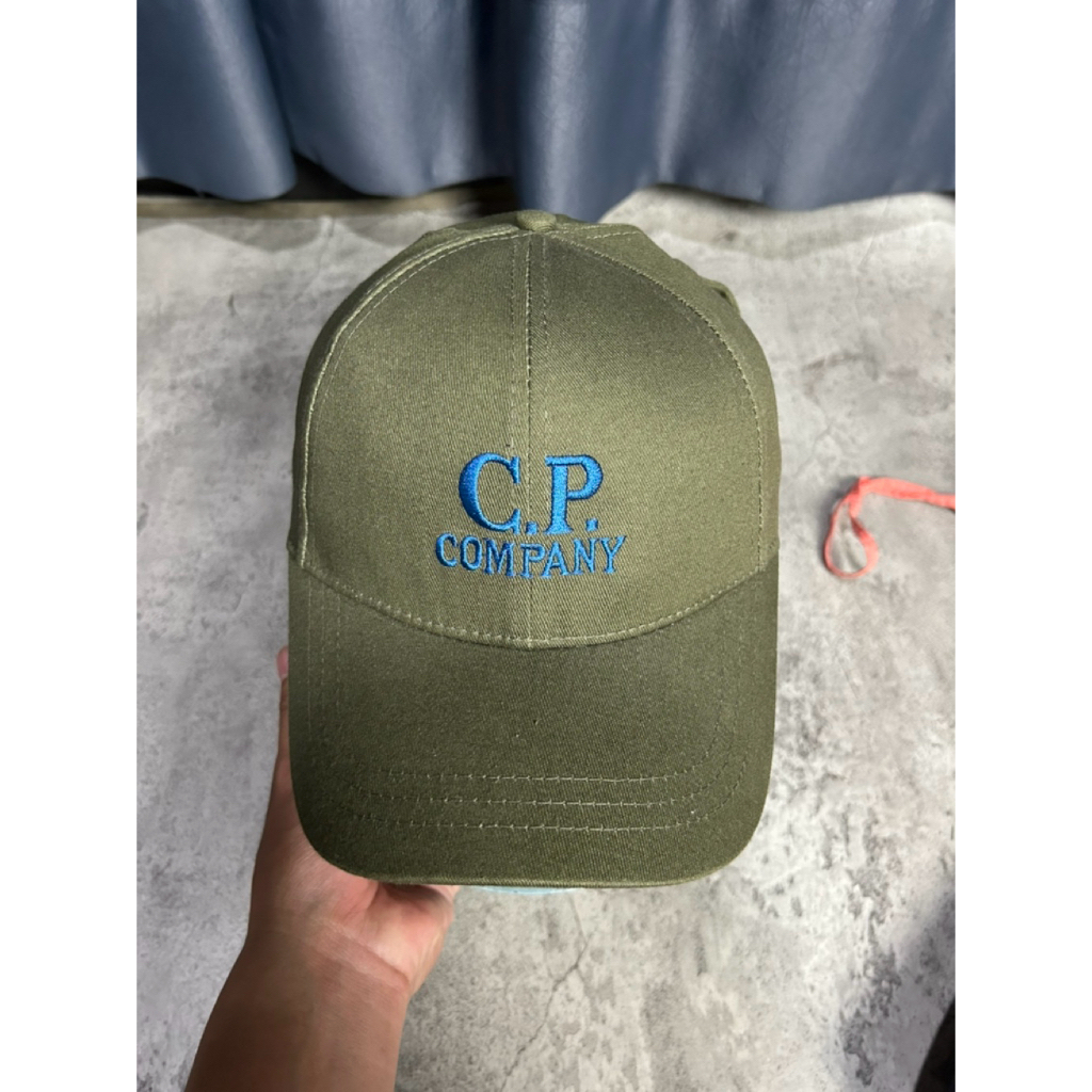Topi cp Company