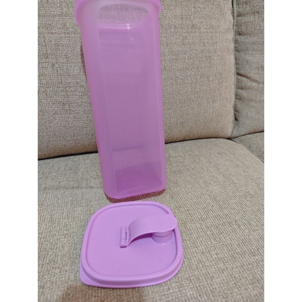 Botol minum slim line 2 liter tupperware UNGU