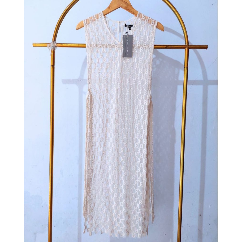 buttonscarves monogram emboidery lace vest outer preloved