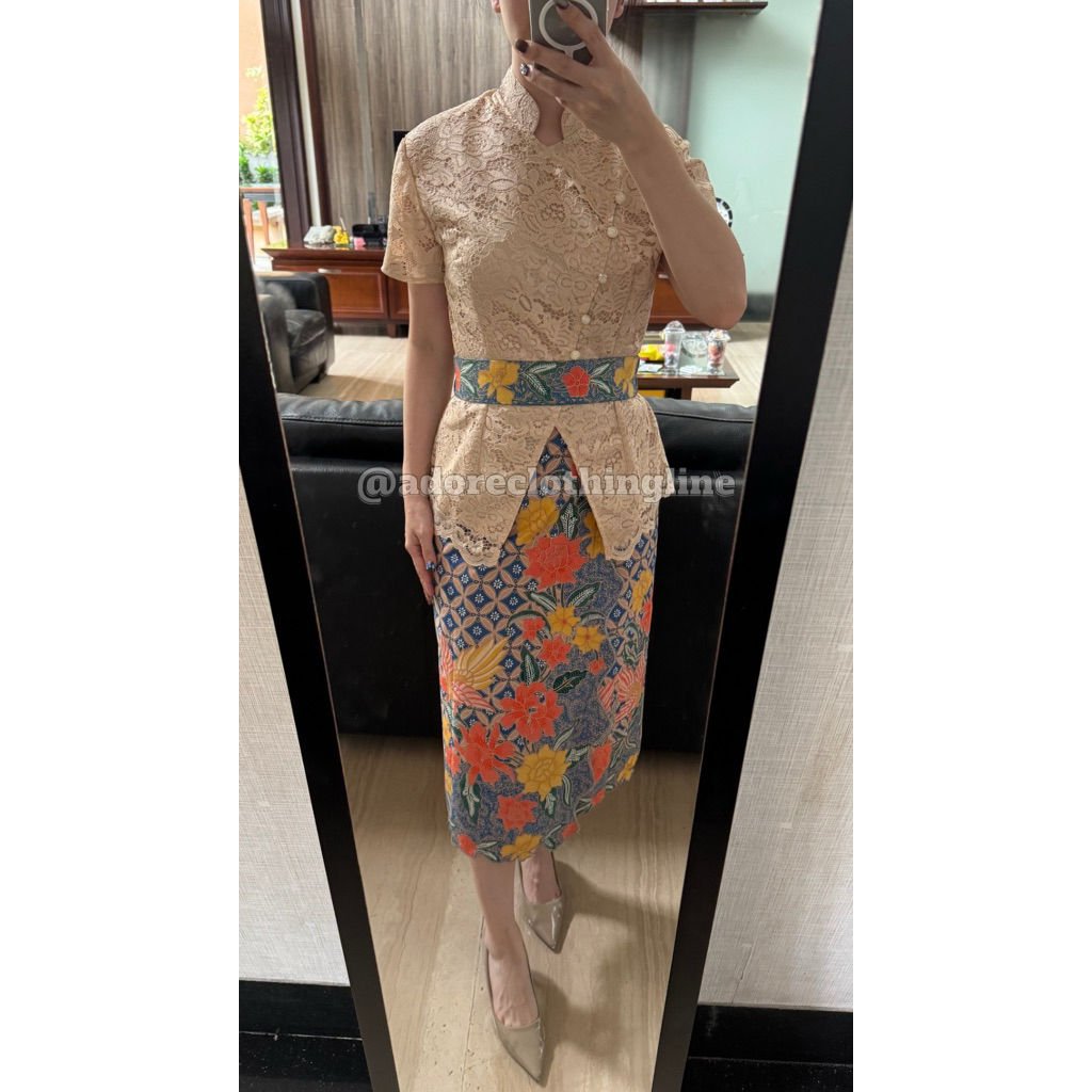 Adore Setelan Kebaya Encim Cream