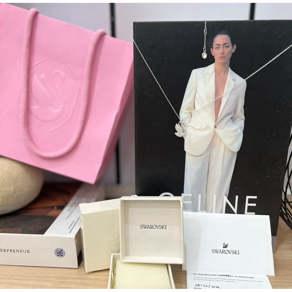 Swarovzky AuthenticSwanNecklace