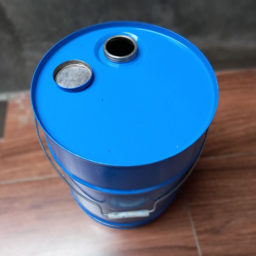 Drum Tong Besi Drum BBM 20 liter. Jerigen Bensin