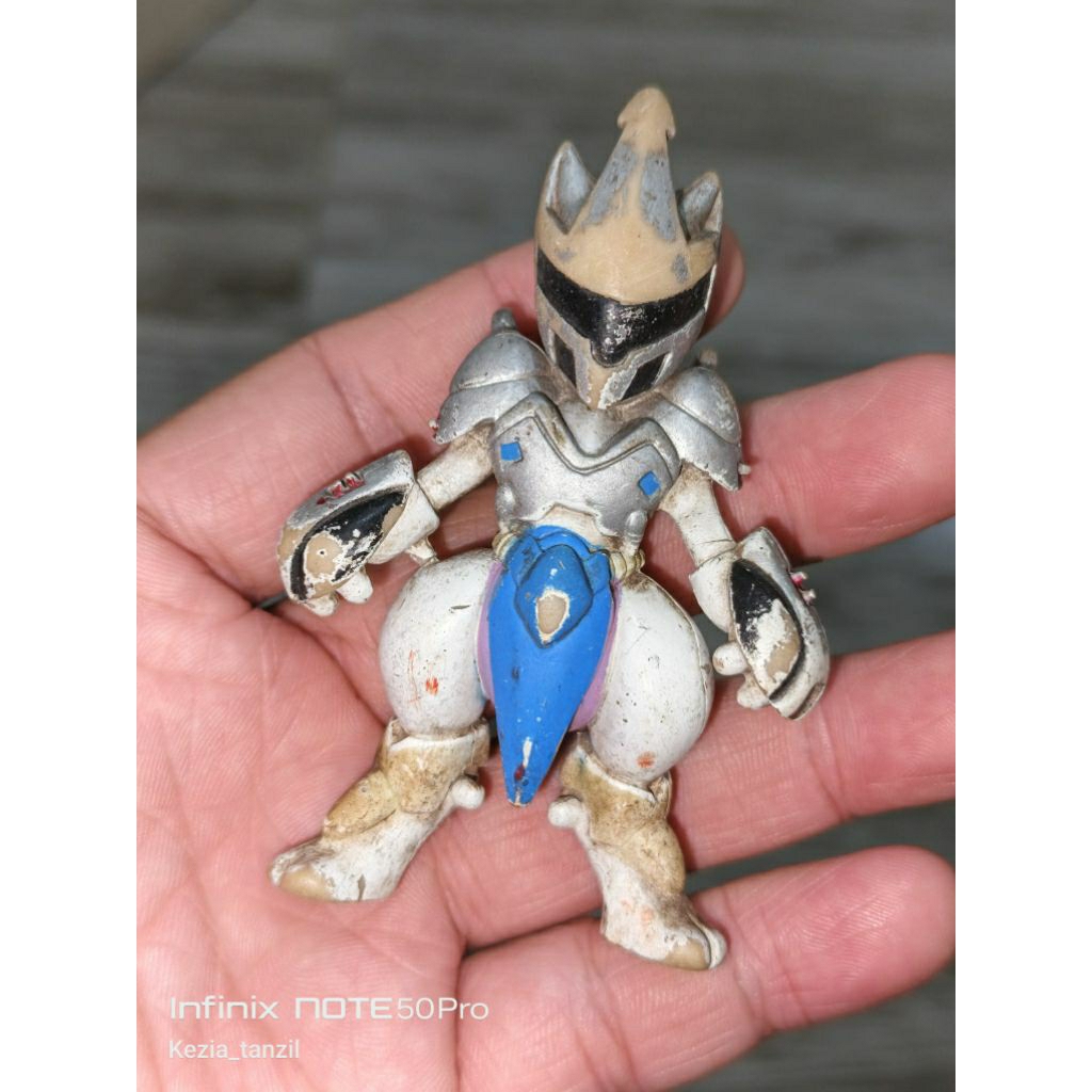 ACTION FIGURE FIGUR MONSTER POKEMON ARMOR ARMORED MEWTWO ORIGINAL BRAND ASLI TOMY LEGENDARY LEGEND R