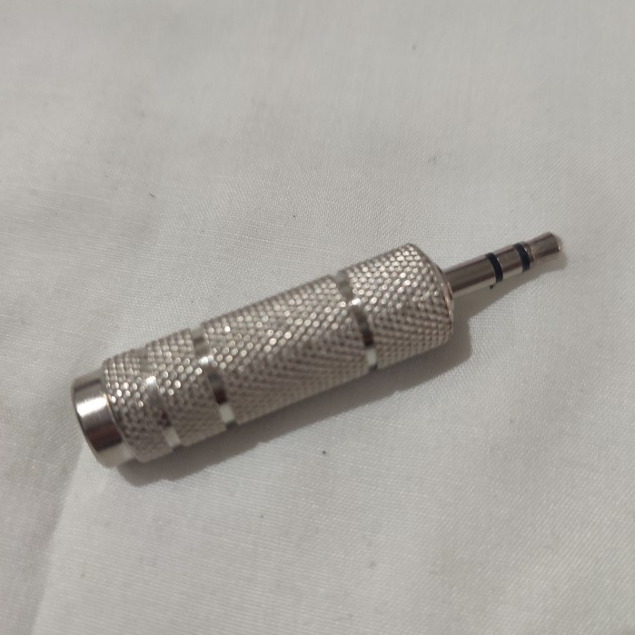 Converter  Jack / Jack Akai mini Stereo Converter to Akai 6,5 / Over Jack Akai 3,5 mm to 6,5 MM Besi