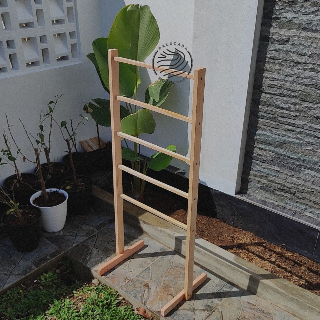 rak jajanan rencengan minimalis