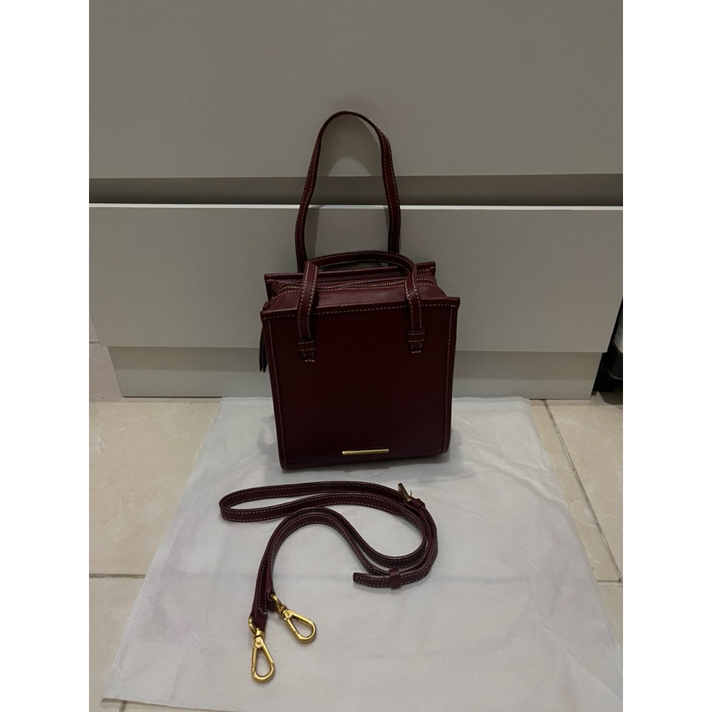 sling top handle bag carlyn maroon | tas kulit asli kecil