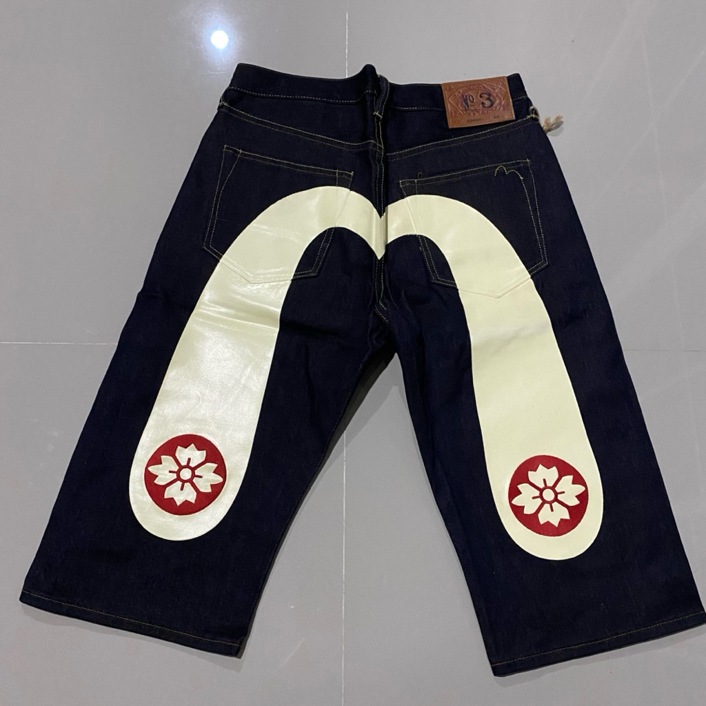Evisu Jorts Selvedge No 3 lot 2000S White Daicock Red Flower logo short denim jeans