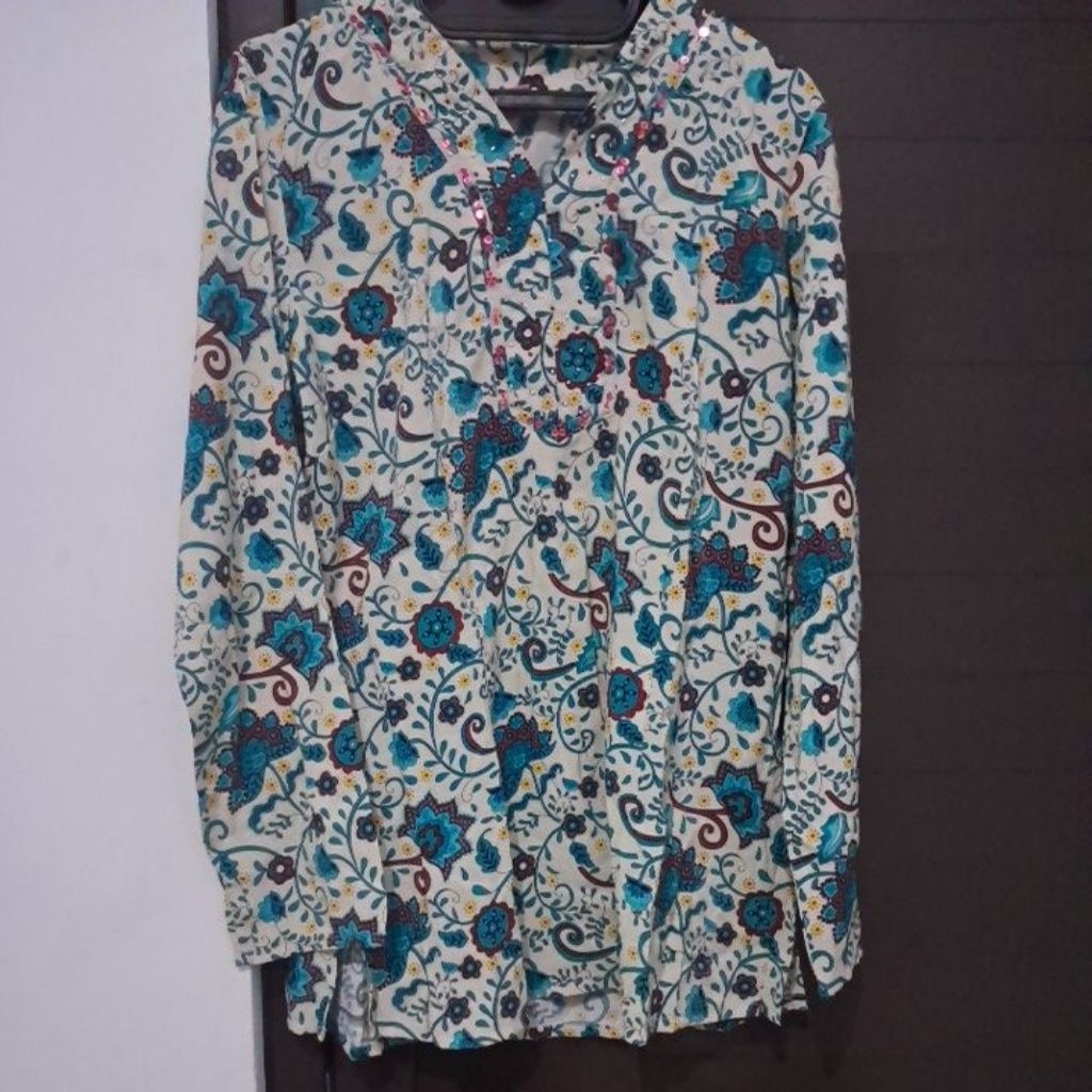 Baju Atasan Wanita Sophie Martin Preloved